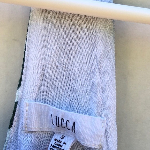 Lucca Couture Womens small Green Leaf print Racerback V-neck sleeveless dress - Picture 11 of 11